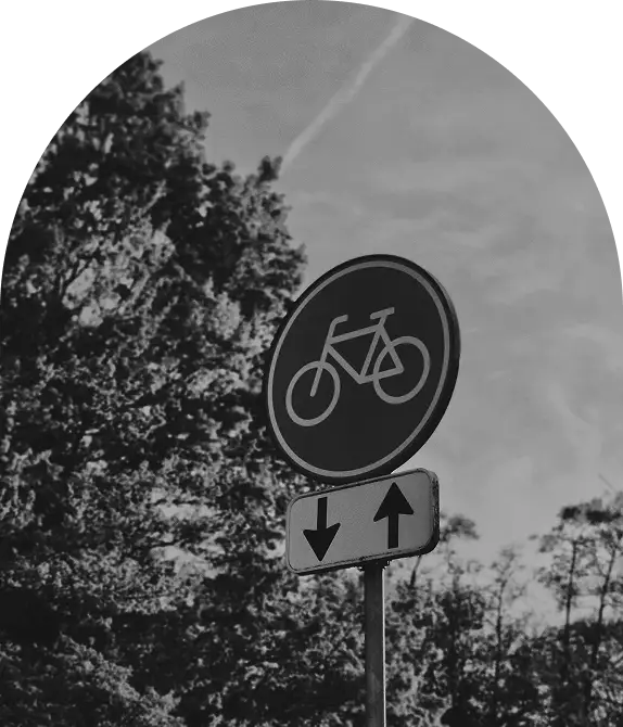 Platforme digitale cu inteligență artificială pentru managementul integrat al mobilității urbane și interurbane.